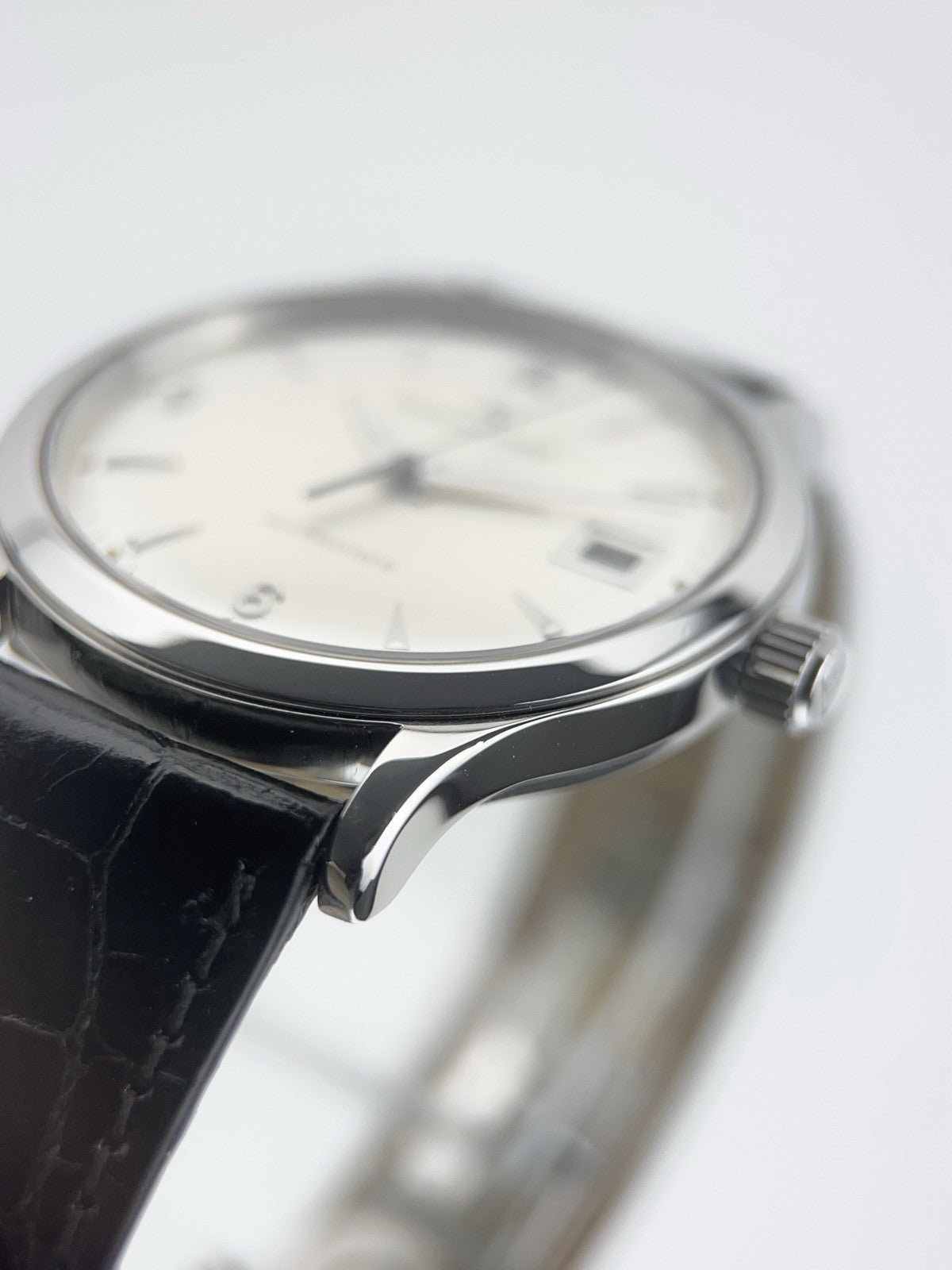 Jaeger-LeCoultre Stainless Steel Silver Dial 37mm Automatic Mens Watch 140.8.89