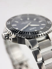 Oris Aquis Date Stainless Steel Blue Dial 44mm Automatic Mens Watch 7730