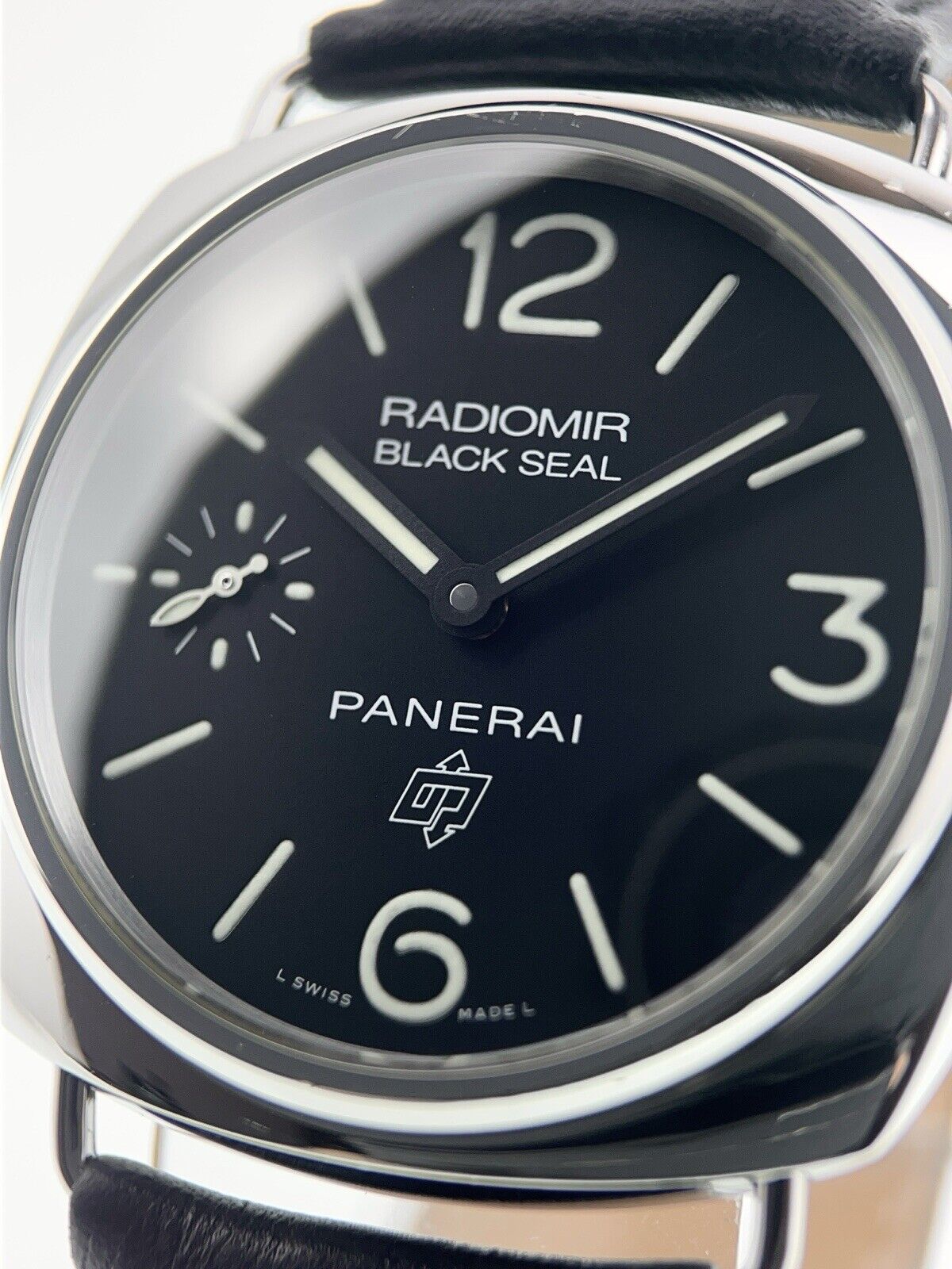 Panerai Radiomir Black Seal Stainless Steel Black Dial 45mm Manual PAM00380