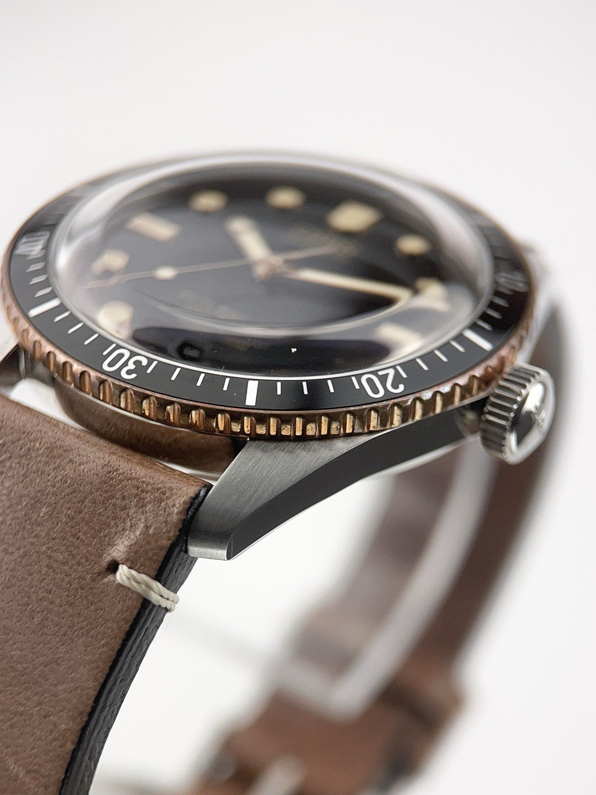 Oris Divers Sixty Five Stainless Steel Black Dial 40mm Automatic Mens Watch 7707