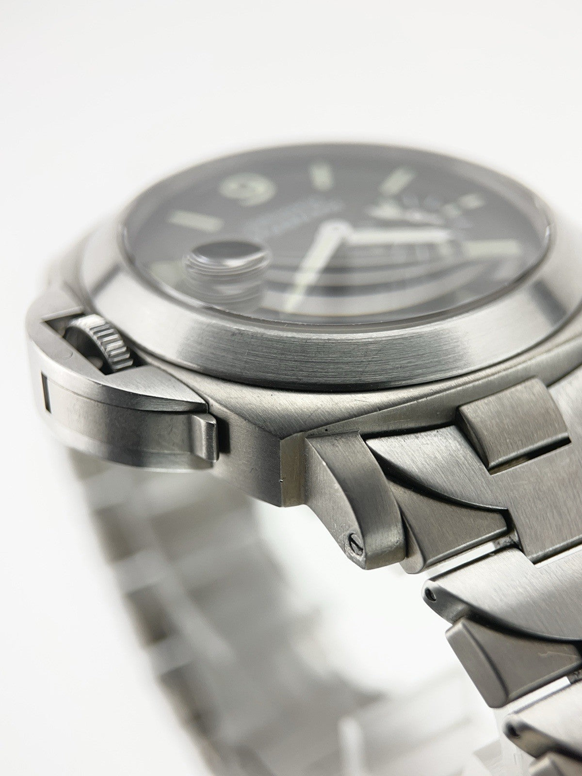 Panerai Luminor Date PAM00221