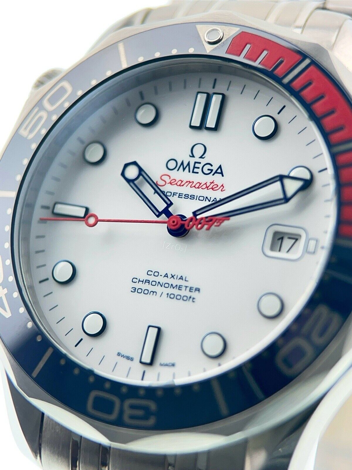 Omega Seamaster Diver Steel White Dial 41mm Automatic Men’s 212.32.41.20.04.001