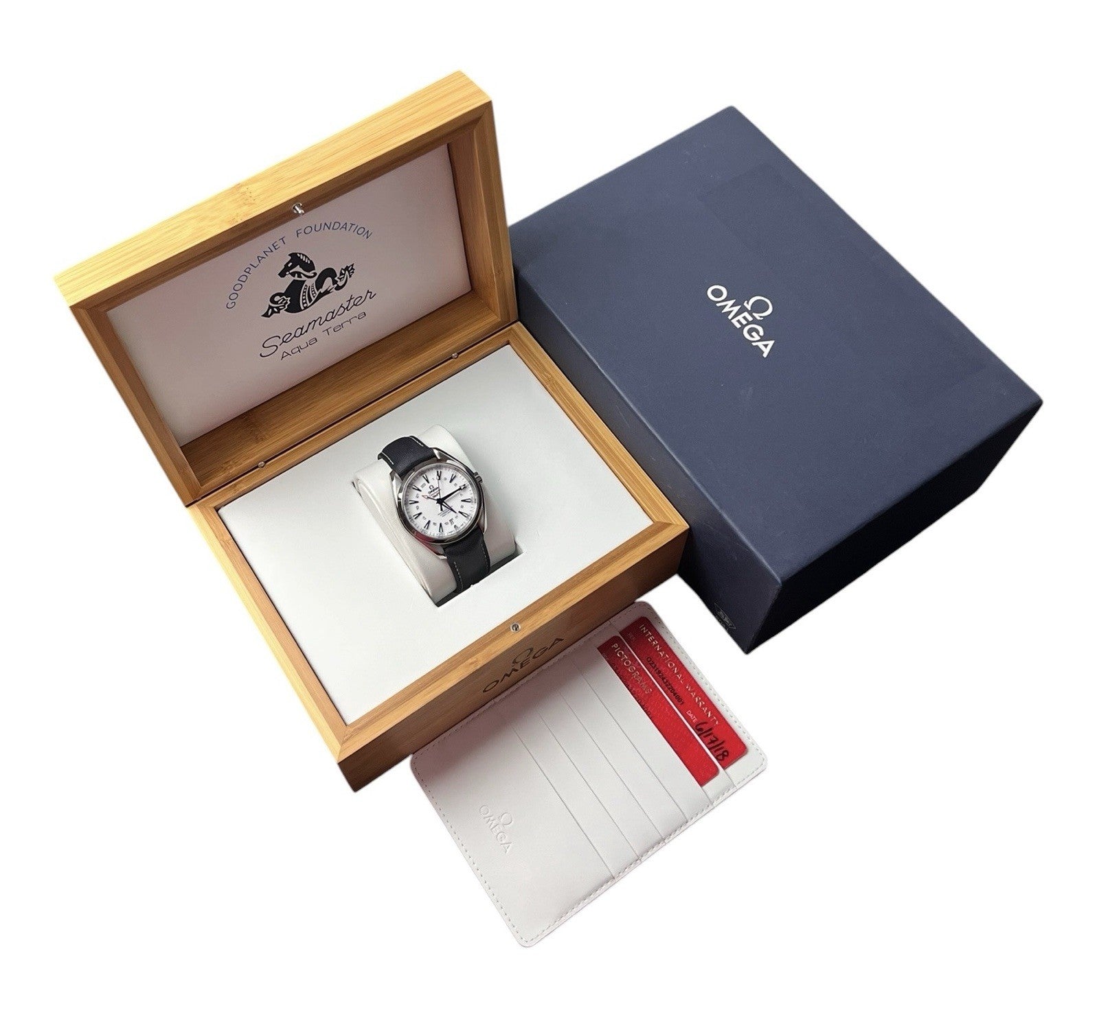 Omega Seamaster White Dial Titanium 43mm Automatic Mens 231.92.43.22.04.001