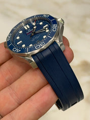 Omega Seamaster Wave 300m Blue Ceramic Men's Watch 210.32.32.42.20.03.001