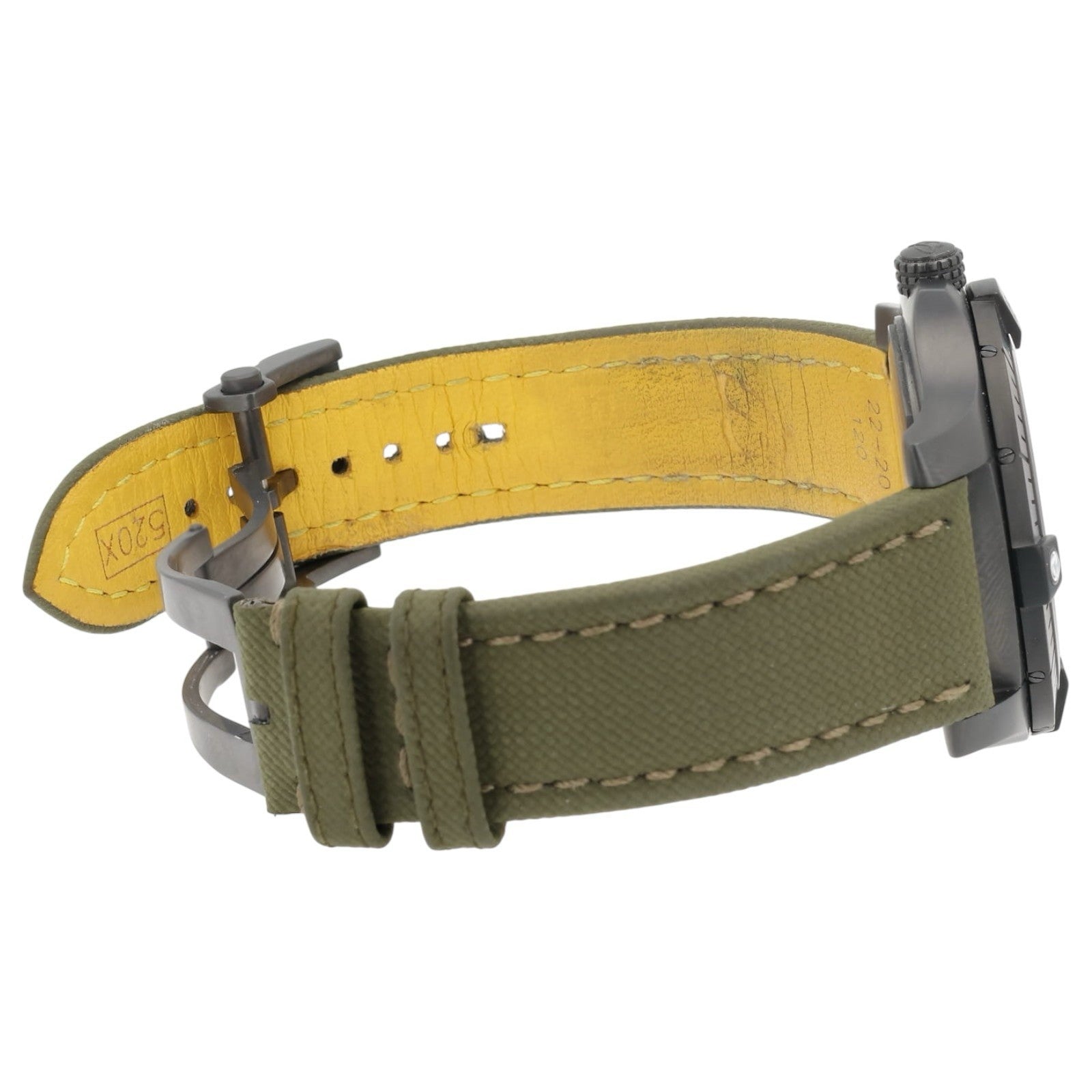 Breitling Avenger Green Dial Titanium 44mm Automatic Movement Mens Watch V32395