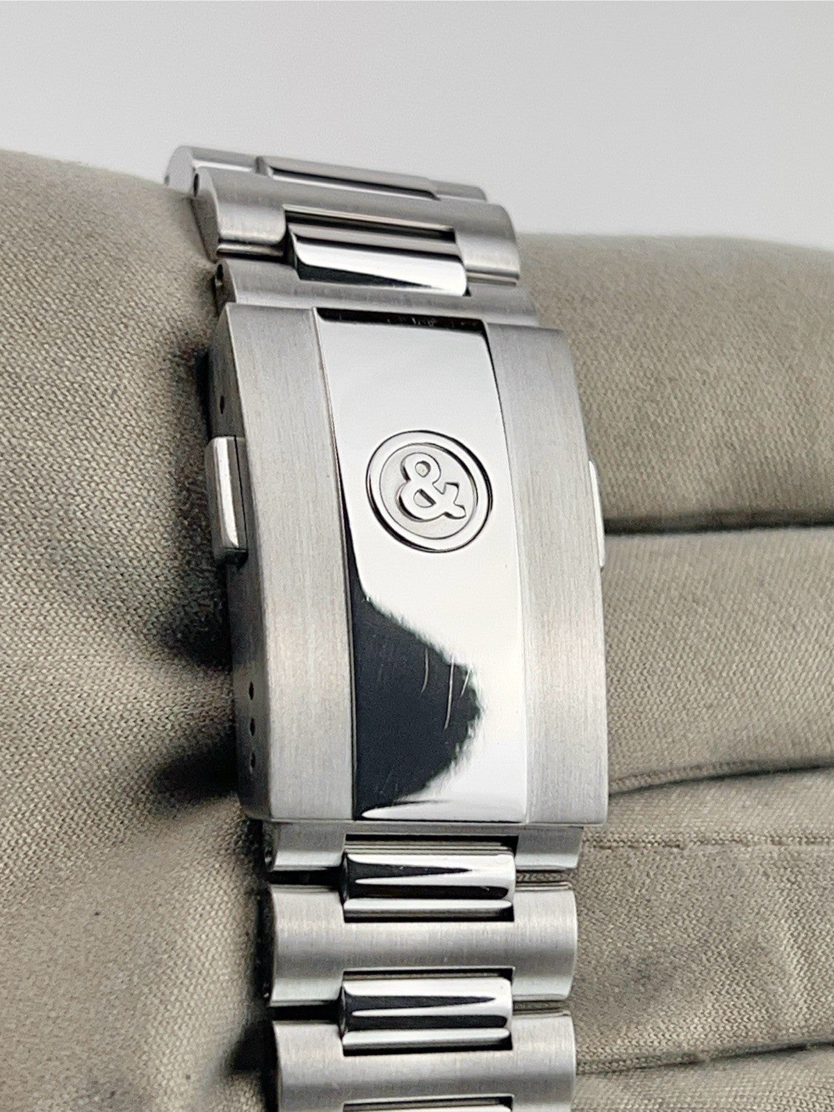 Bell & Ross Stainless Steel Blue Dial BRV2-93