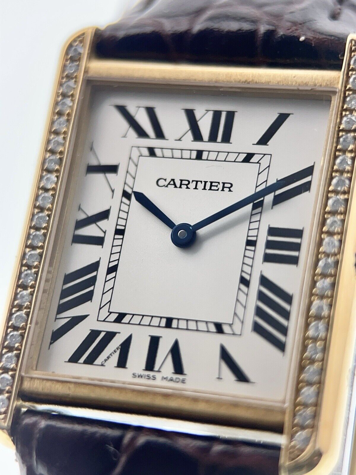 Cartier Tank Solo 18k Yellow Gold 27mm Quartz Movement Men’s Watch W5200004