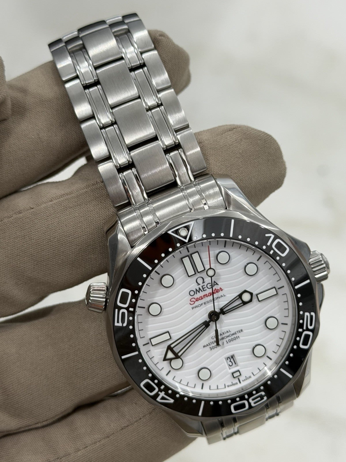 2024 Omega Seamaster Steel White Dial 42mm Automatic Watch 210.30.42.20.04.001