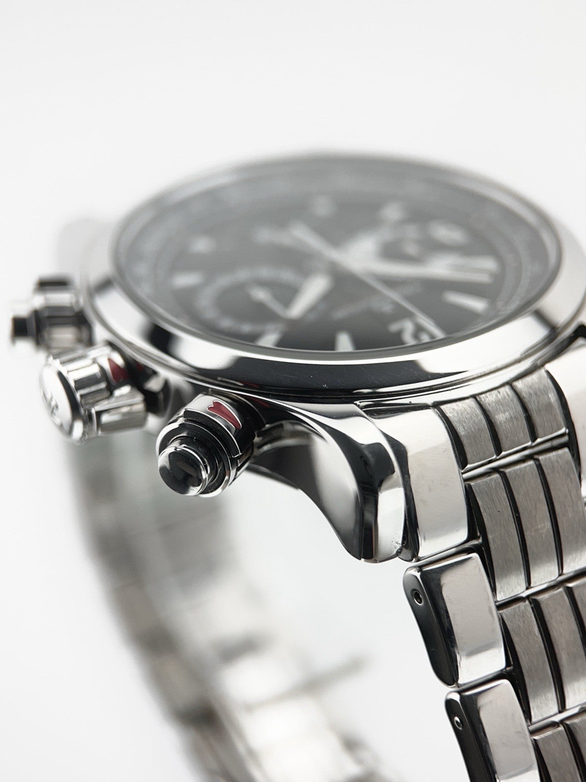 Jaeger-LeCoultre Stainless Steel Black Dial 41.5mm Automatic Mens Watch Q1758170