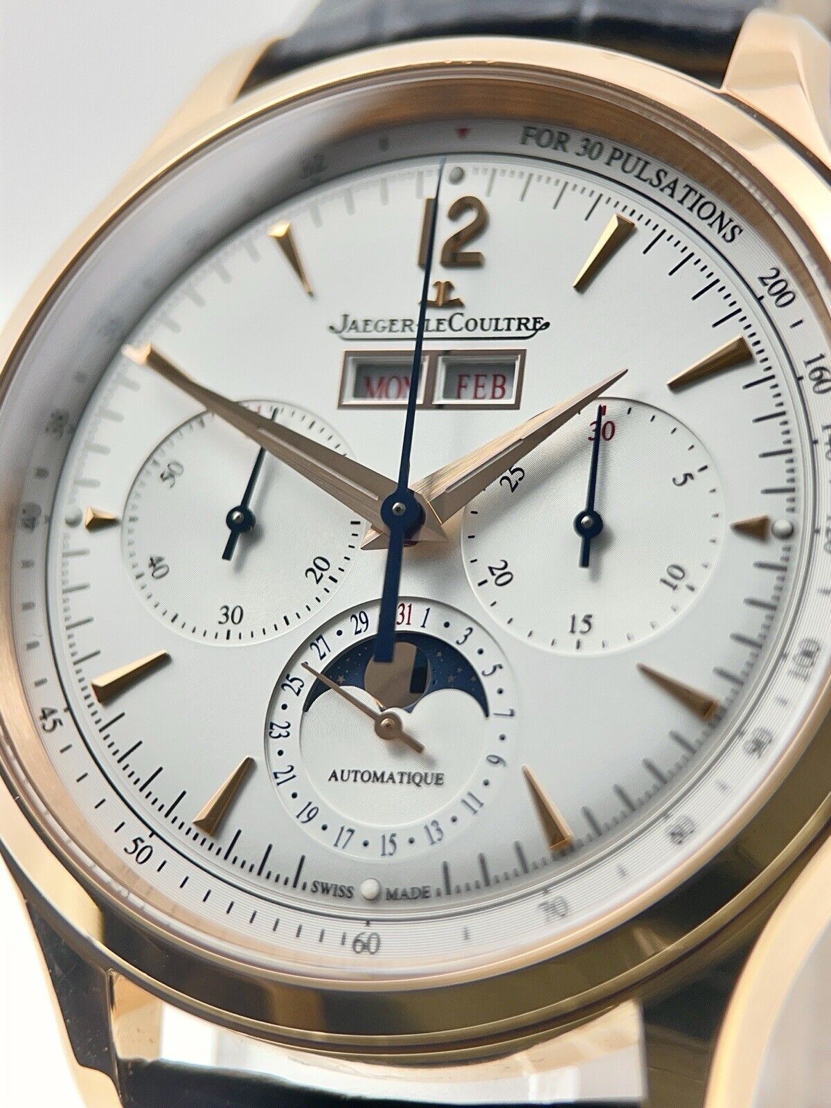 Jaeger LeCoultre Chronograph 18k Rose Gold 40mm Automatic Q4132520 - Box/Papers