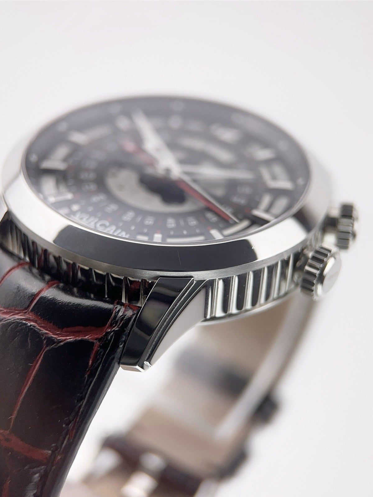 Vulcain Anniversary Heart Steel Silver & Black Dial 42mm Manual Watch 160128