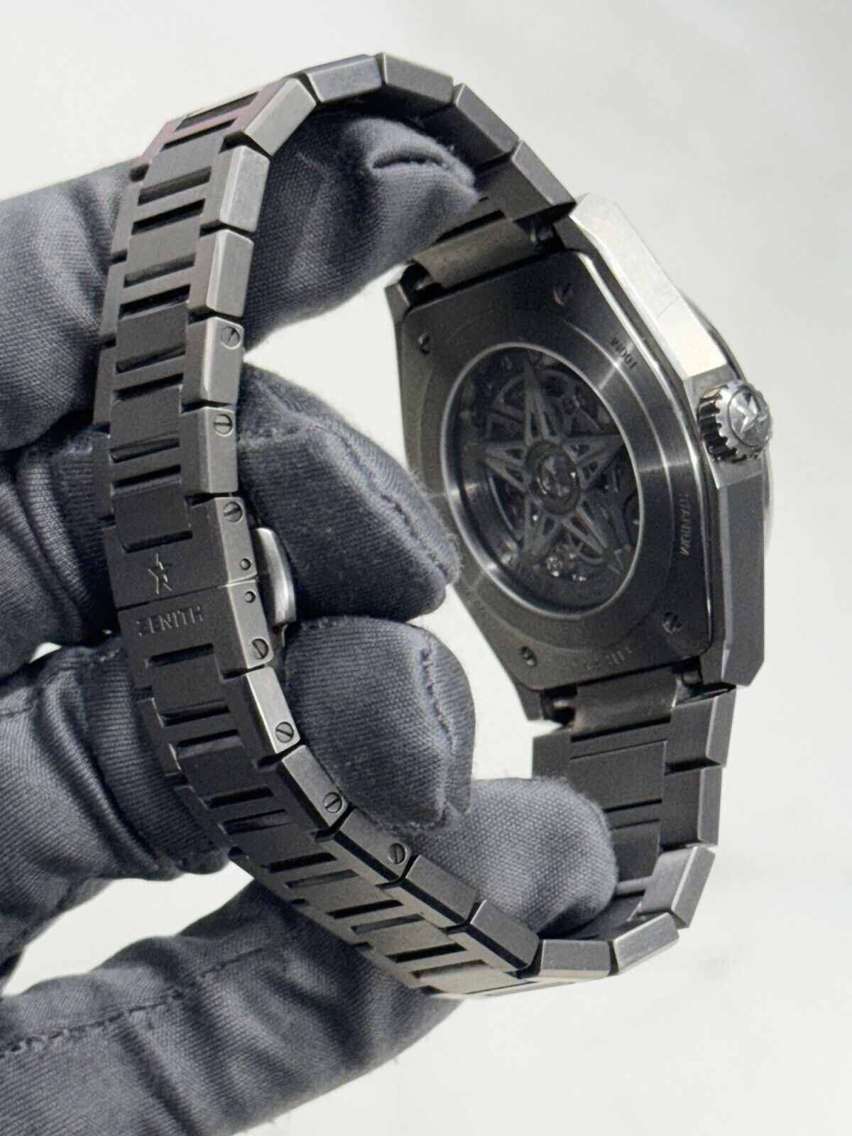 Zenith Defy  Titanium Skeleton Dial 41mm Automatic Men's Watch 95.9000.670