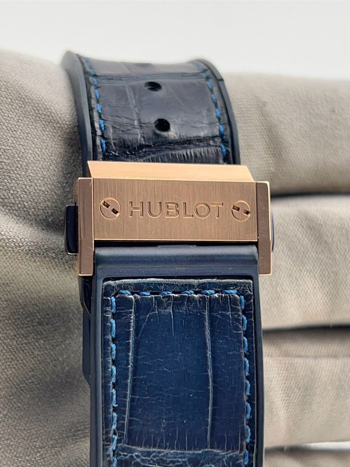 Hublot Classic Fusion King Gold 18k Rose Gold Blue 42mm Automatic Men’s Watch