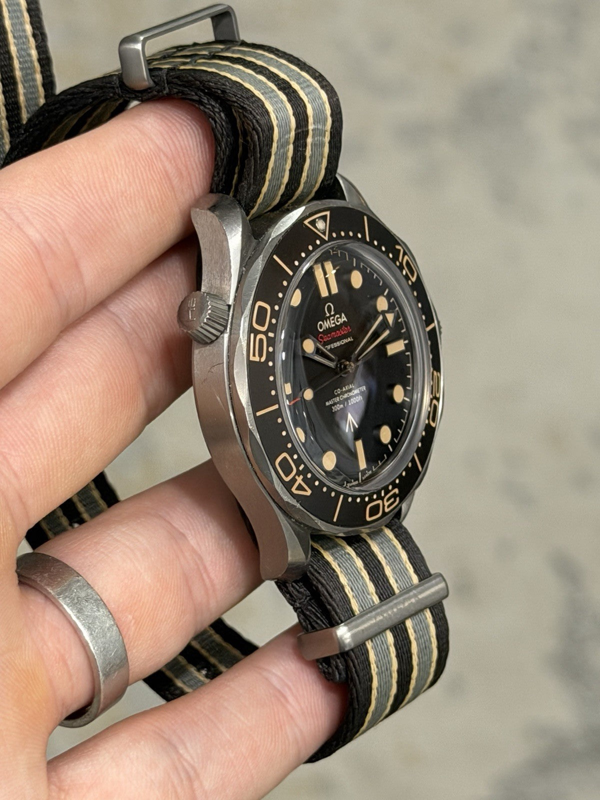 Omega Seamaster NTTD James Bond 007 No Time To Die Watch 210.92.42.20.01.001