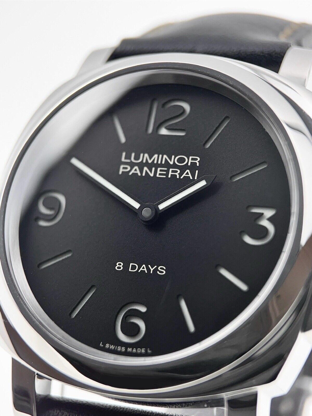 Panerai Luminor Base 8 Days Steel 44mm Manual Wind Men’s Watch PAM00560 - B/P