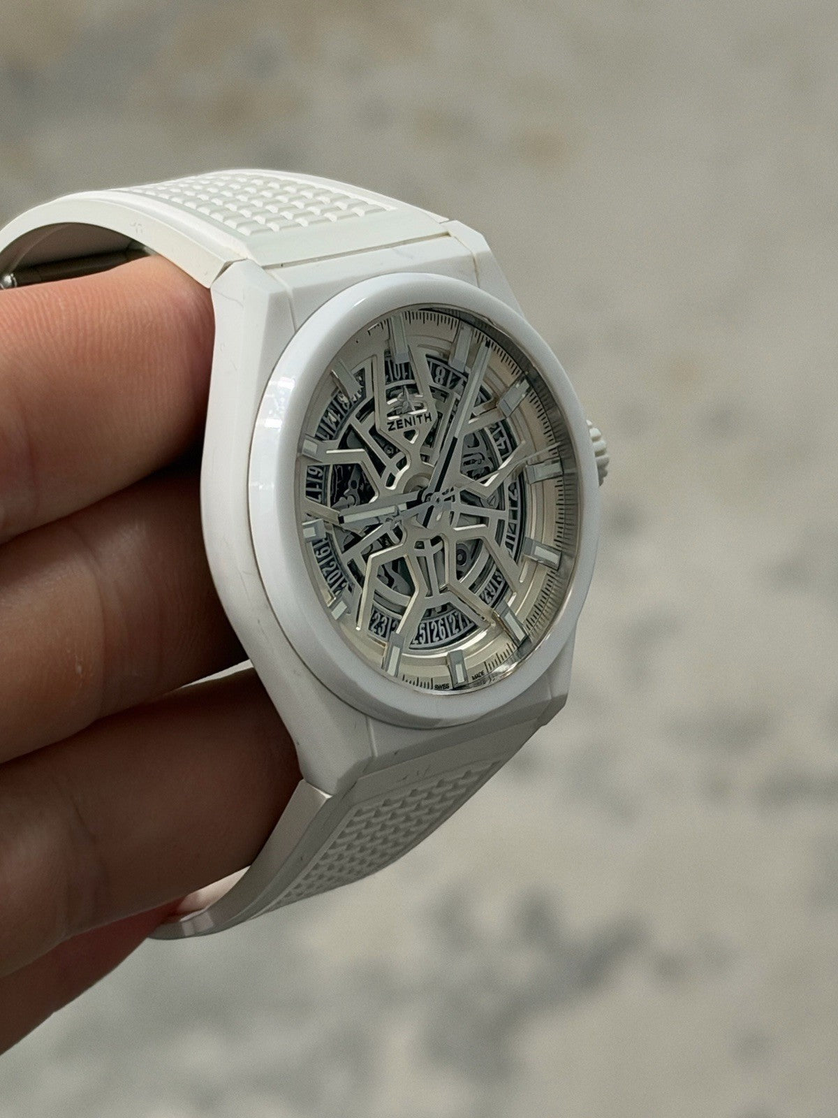 Zenith Defy Skeleton Ceramic White 41mm Automatic Mens Watch 49.9002.670