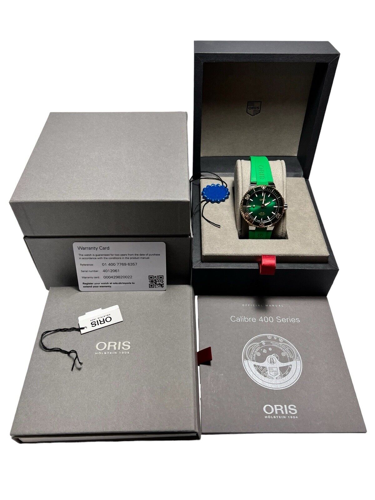 Oris Aquis Date Steel & Gold Green 41.5mm Automatic Mens Watch 7769 - Complete