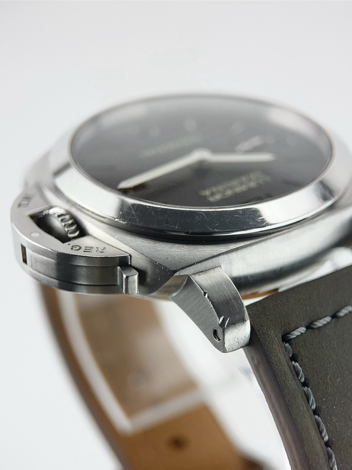 Panerai Luminor Stainless Steel Black Dial 44mm Automatic Mens Watch PAM00312