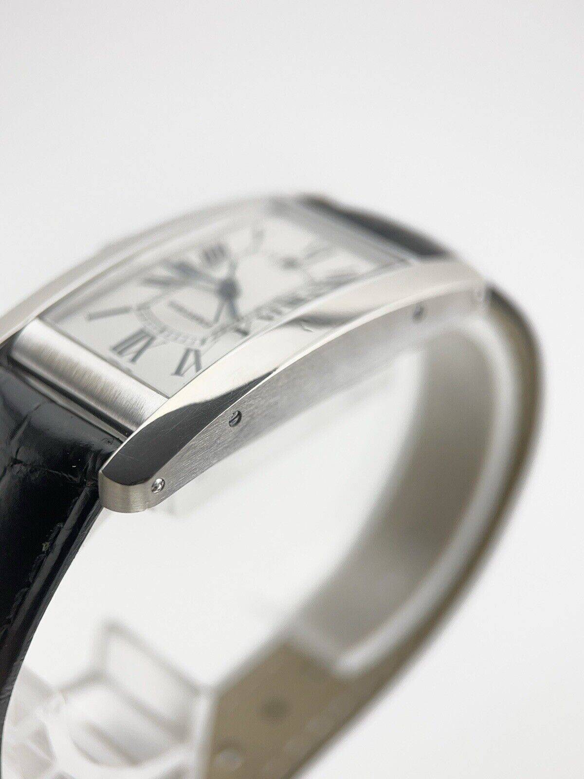 Cartier Americaine Midsize 18k White Gold Automatic Unisex Watch W2603656