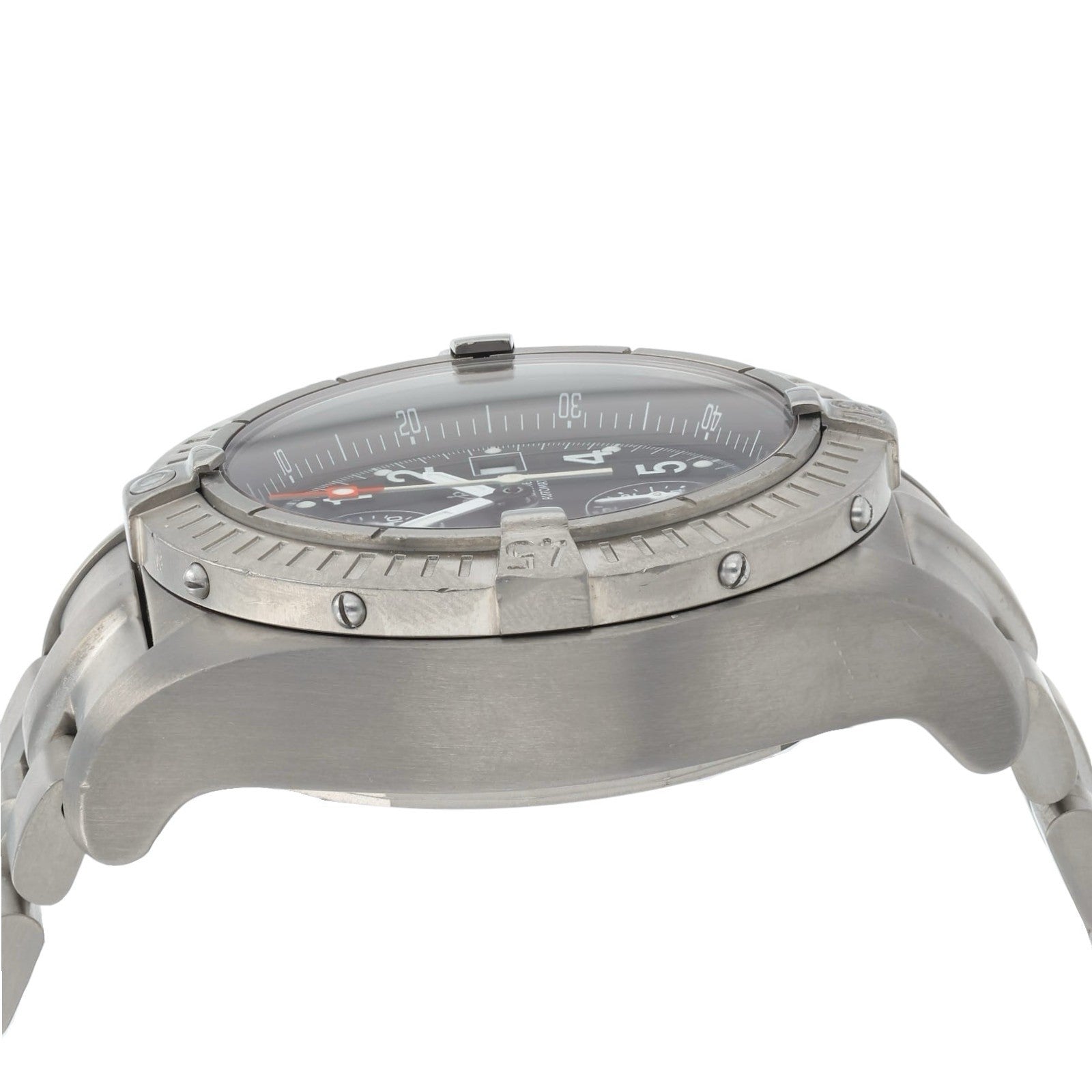 Breitling Avenger Chronograph Black Dial Titanium 44mm Automatic Men’s E13360