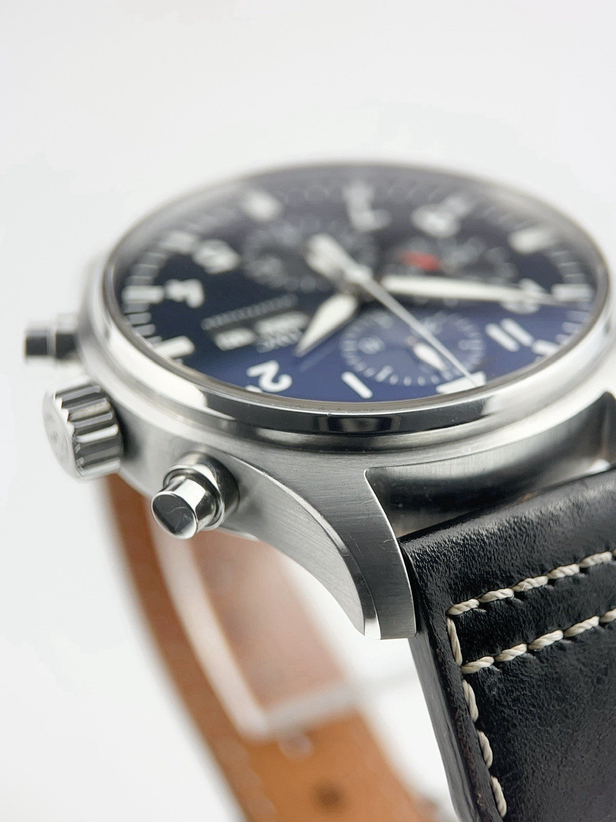 IWC Pilot Stainless Steel Blue Dial 43mm Automatic Movement Men’s Watch IW377714