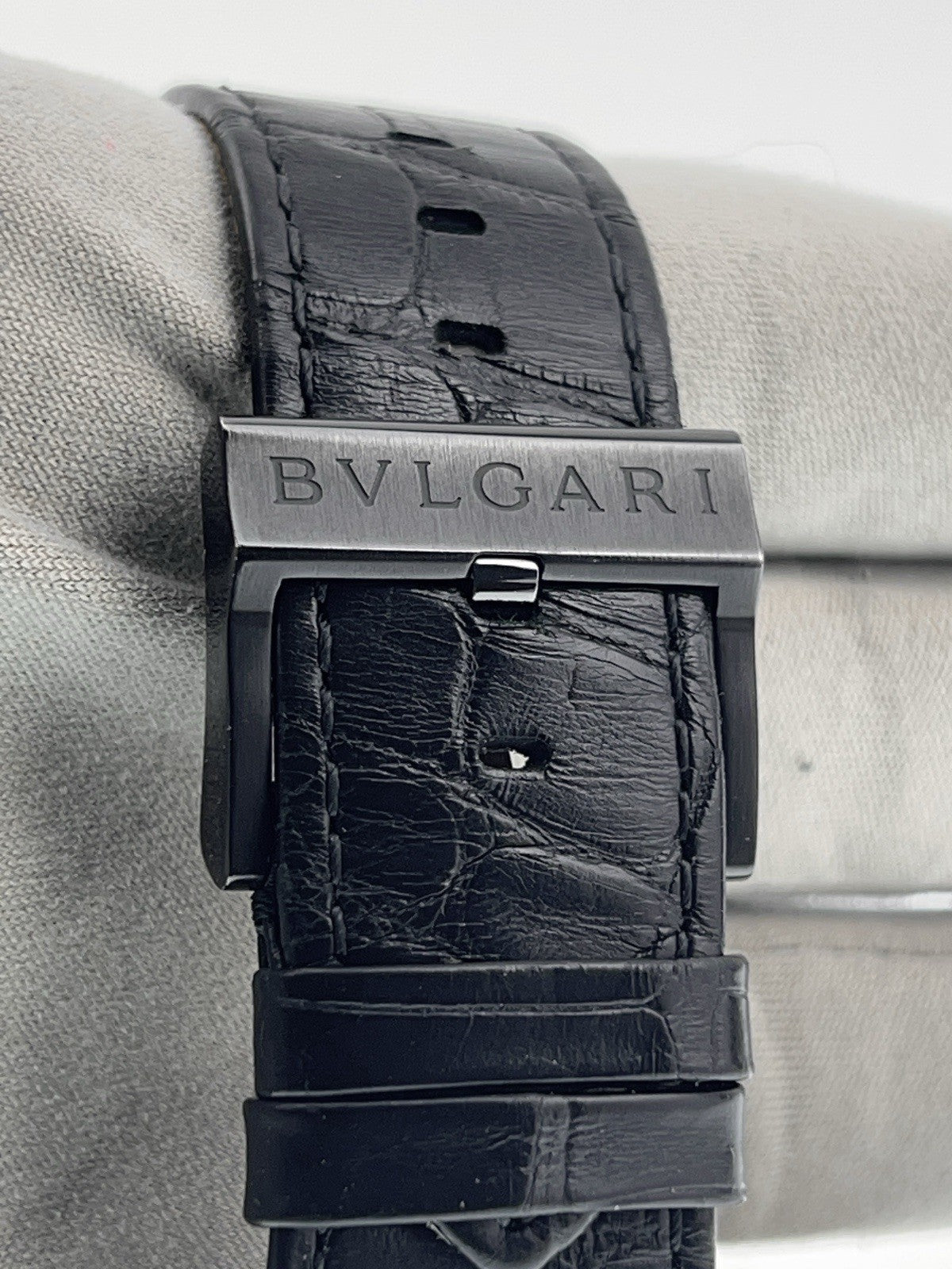 Bulgari Octo 18k Rose Gold Black Dial 41mm Automatic Men’s Watch BGOP41SG