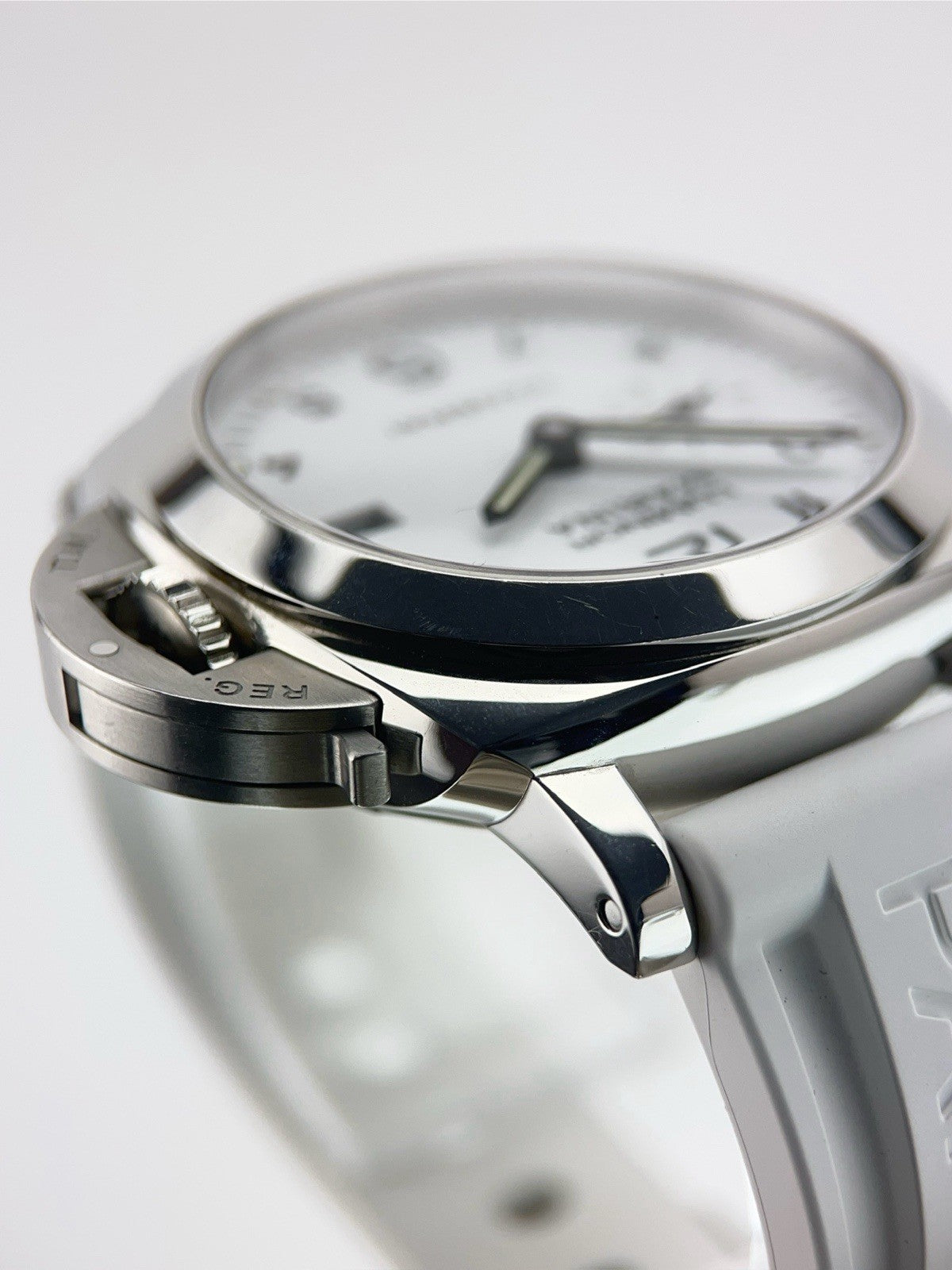 Panerai Luminor Marina 1950 Stainless Steel White Dial 42mm Auto Mens PAM00523