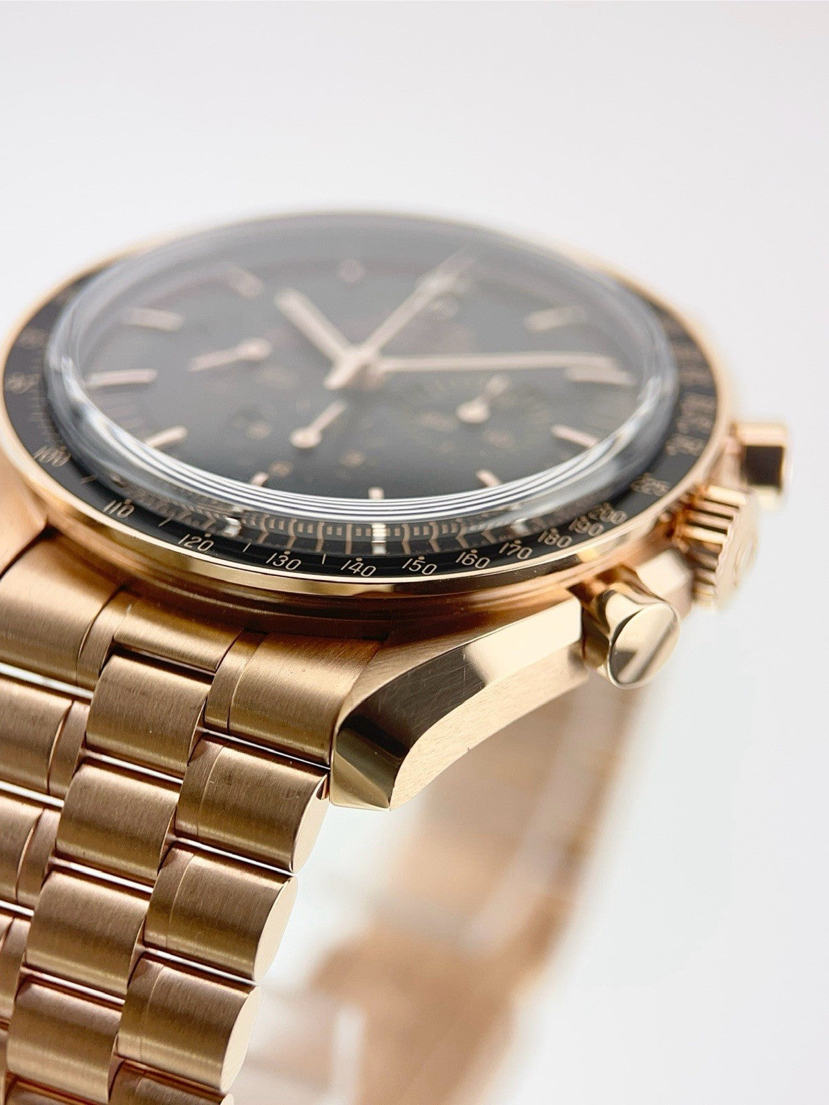 Omega Speedmaster 18k Rose Gold Black Dial 42mm Manual Wind 310.60.42.50.01.001