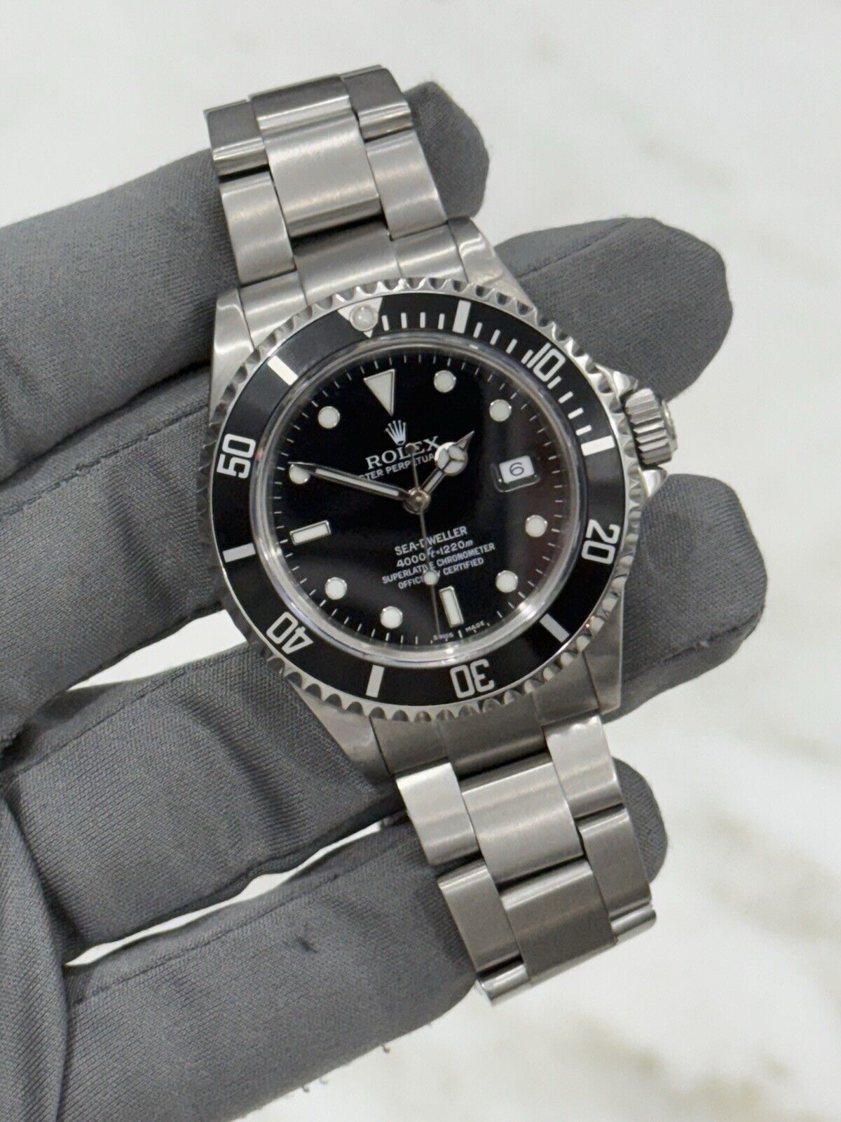 Rolex Sea Dweller 4000 Stainless Steel Black Dial 40mm Automatic Men’s 16600