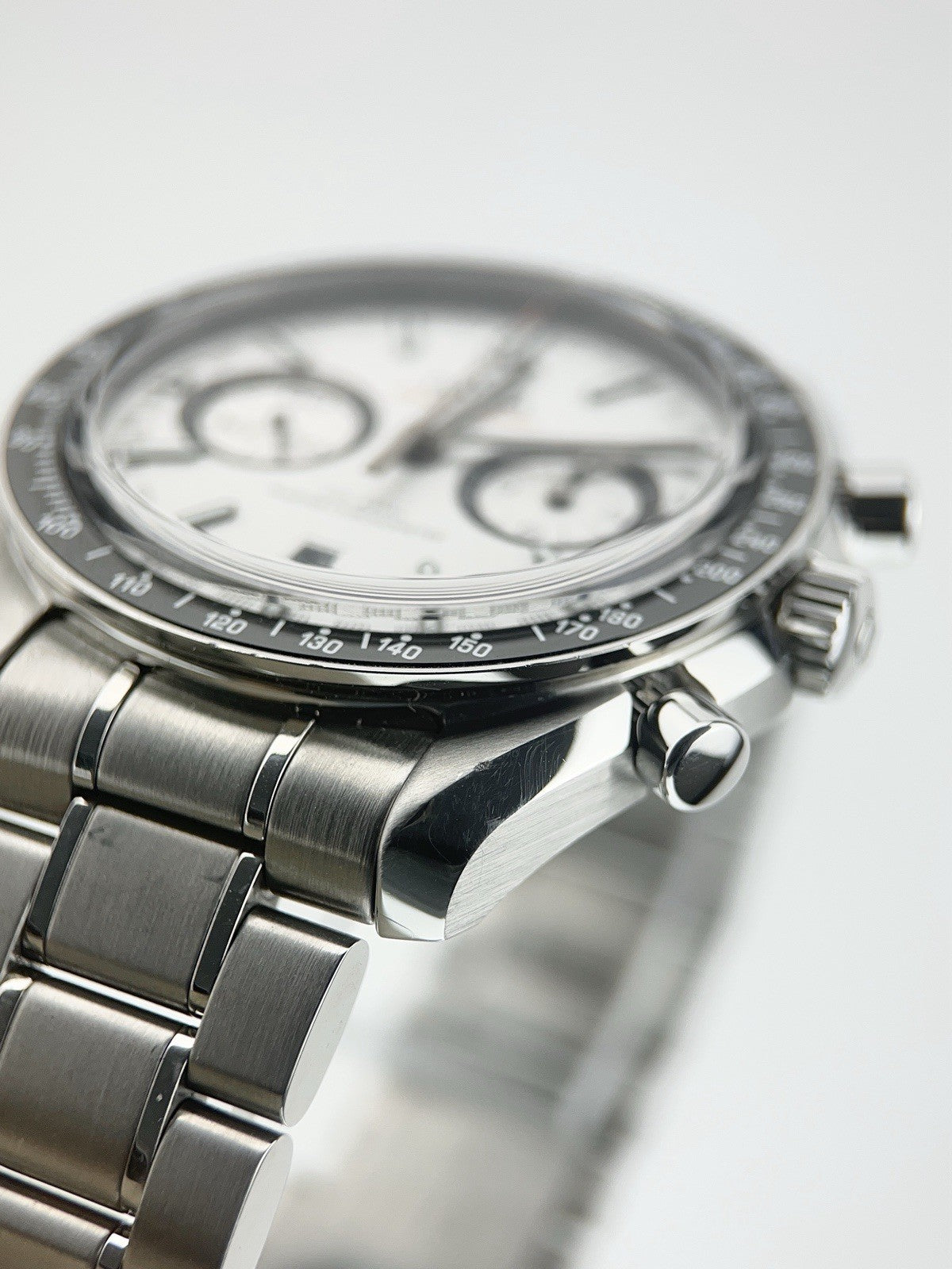 Omega Speedmaster Steel Silver Dial 44.2mm Automatic Mens 329.30.44.51.04.001