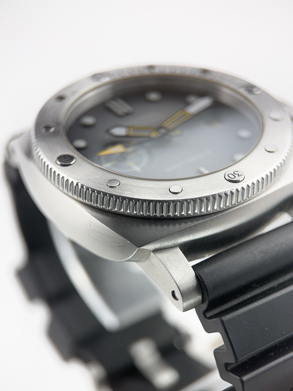 Panerai Submersible Navy Seals PAM01323 PAM1323 44mm Grey Dial Full Set