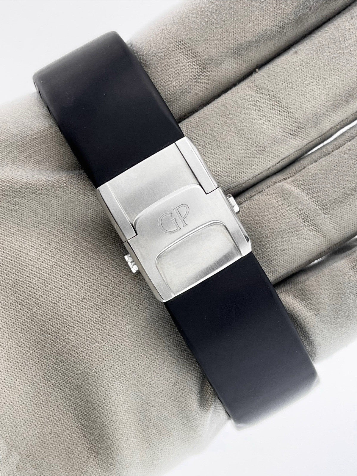 Girard Perregaux Stainless Steel Black Dial 43mm Automatic Men’s Watch 49930