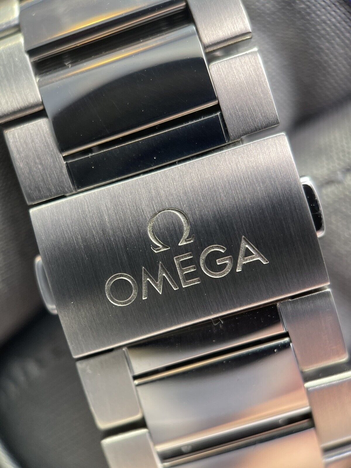 NEW Omega Seamaster Aqua Terra Worldtimer Co-Axial Mens Watch Bracelet B/P