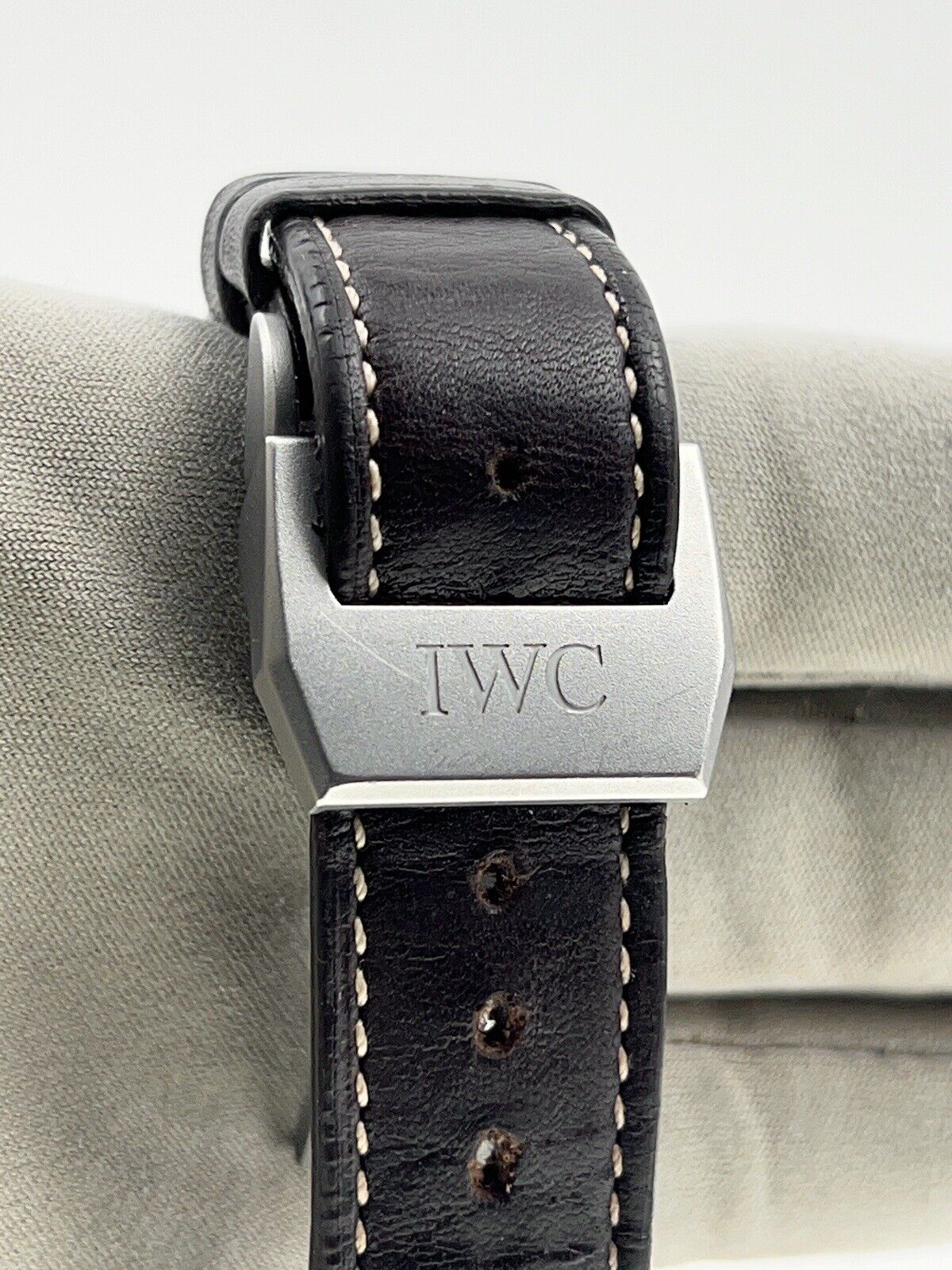 2018 IWC Big Pilot Titanium 7 Days Automatic Men’s Watch IW501004 - Box/Papers