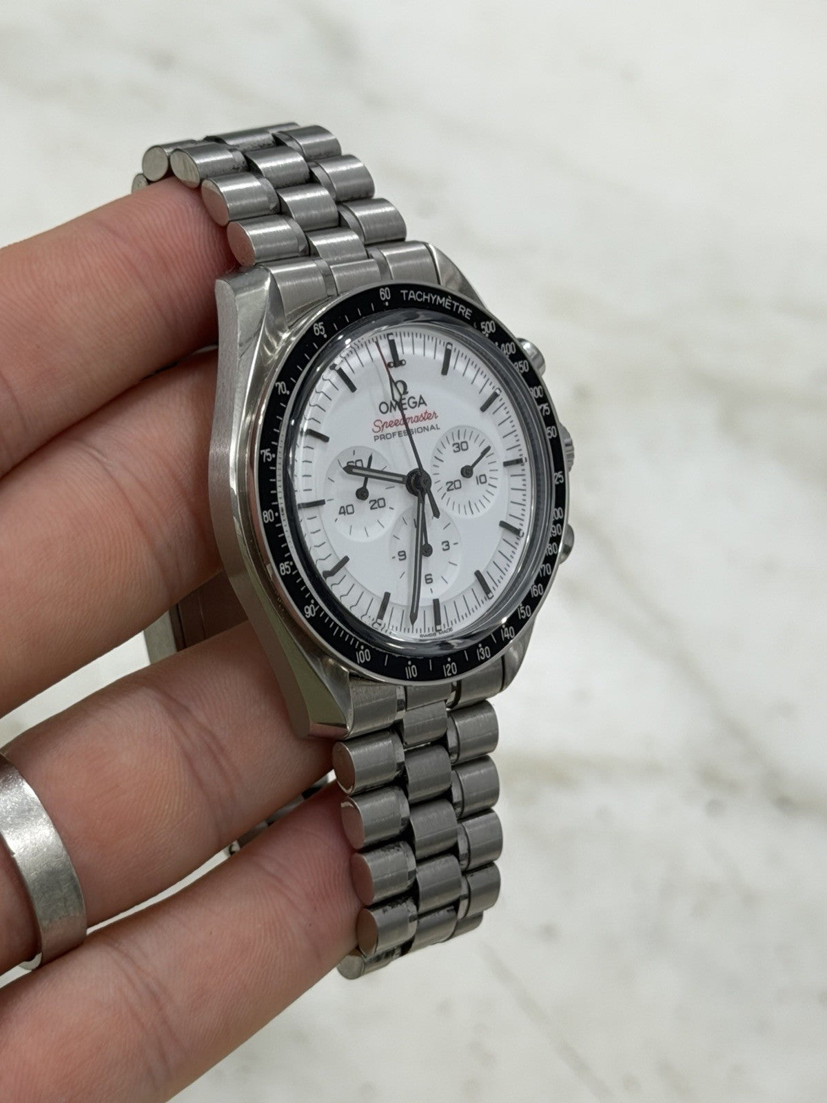 2024 Omega Speedmaster White Dial 42mm Manual Wind Mens 310.30.42.50.04.001