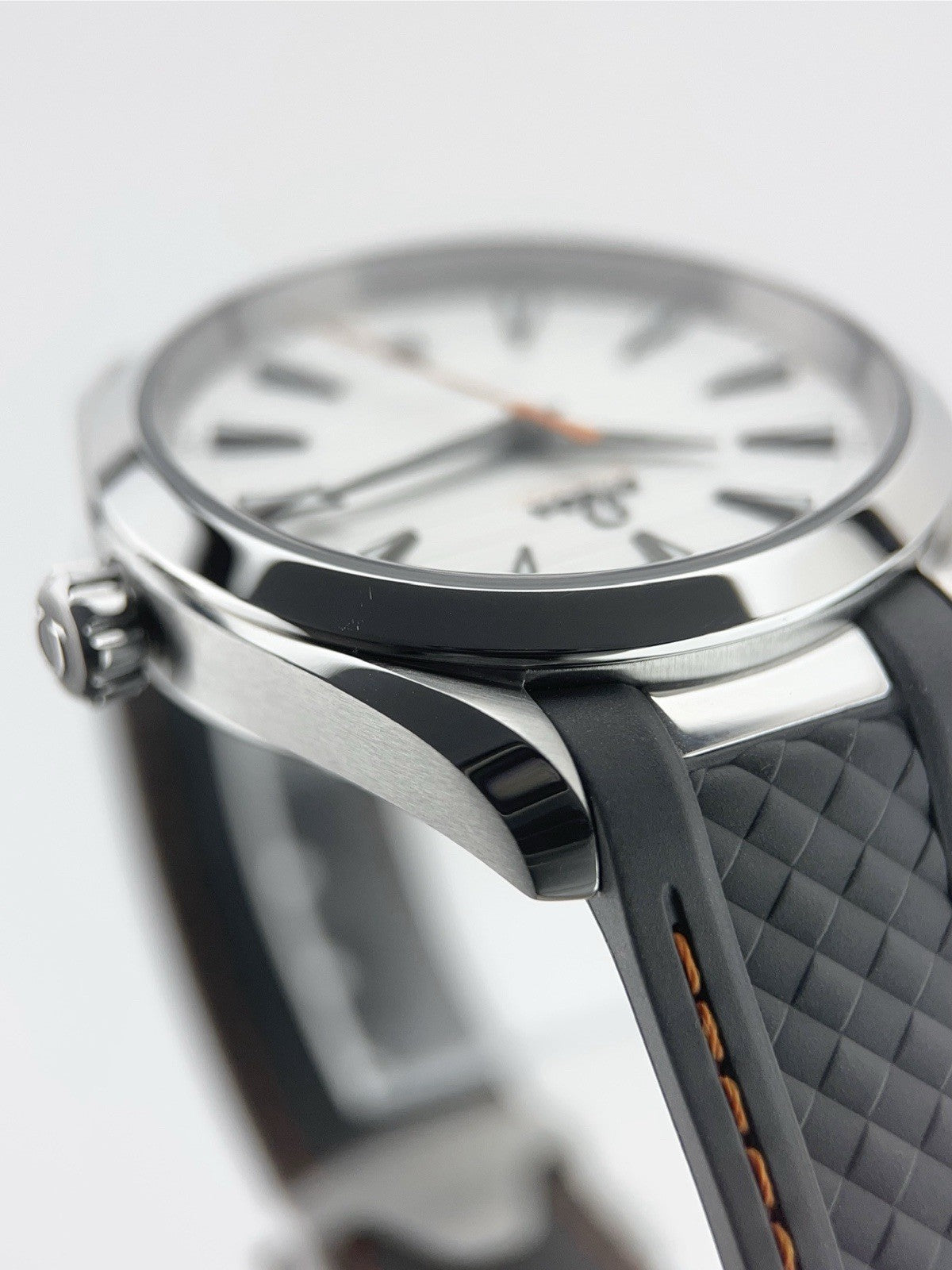 Omega Seamaster Aqua Terra Steel White Dial 41mm Automatic 220.12.41.21.03.002