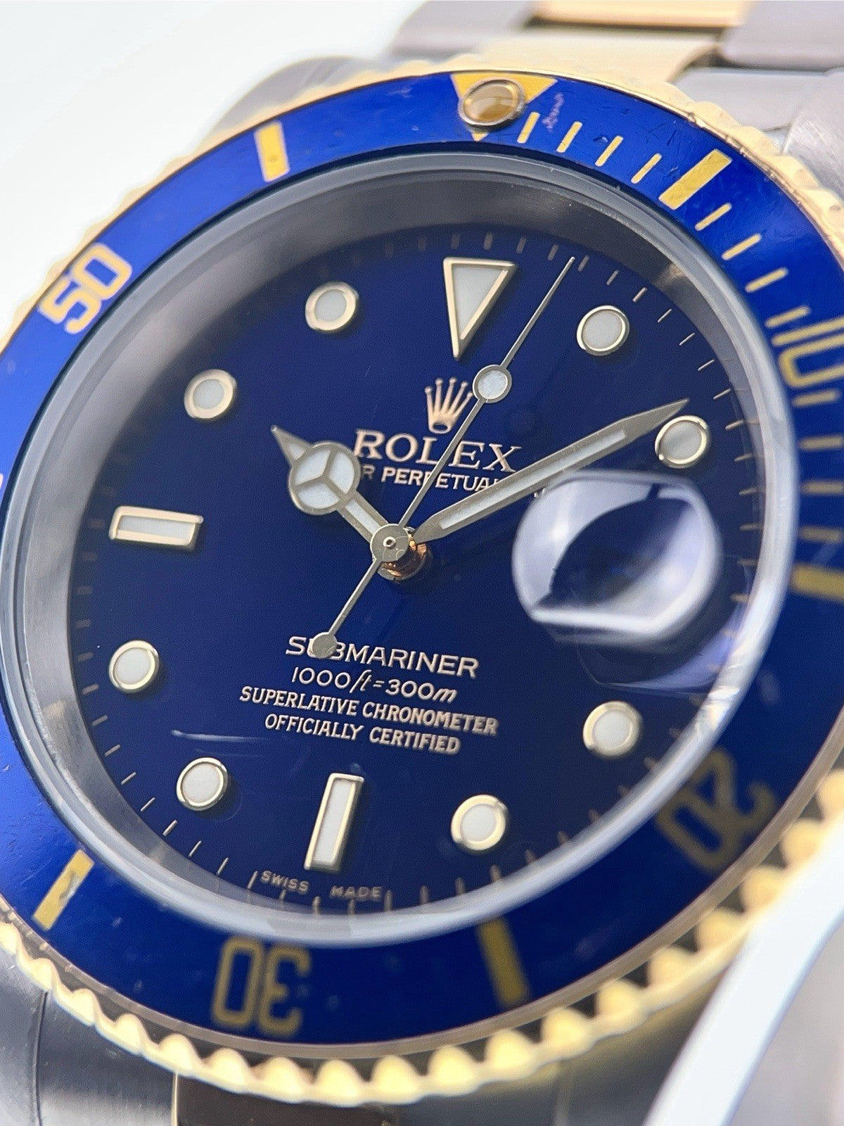 Rolex Submariner Date Gold & Steel Blue Dial 40mm Automatic Mens Watch 16613LB