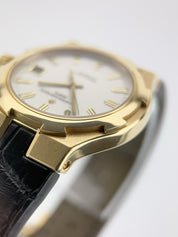 Vacheron Constantin Overseas 18k Yellow Gold White Dial 37mm Auto Watch 42042