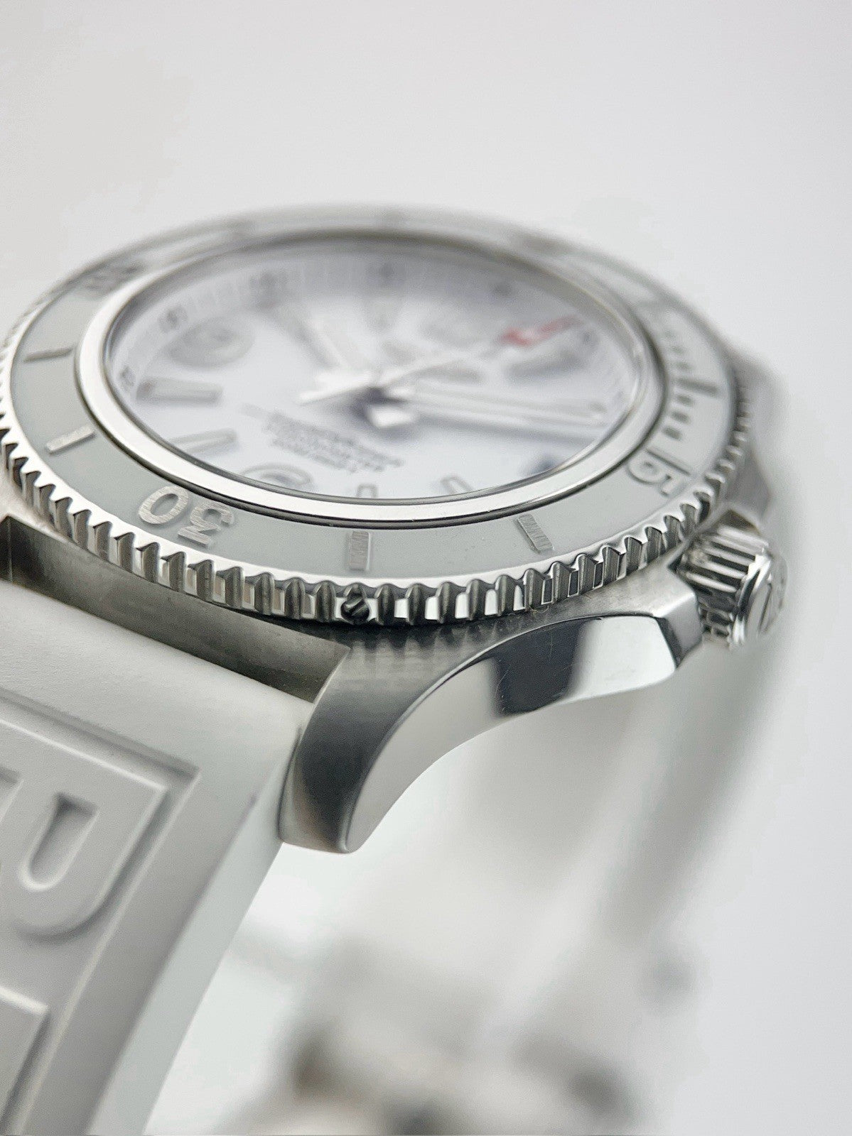 Breitling Superocean Stainless Steel White Dial 36mm Automatic Mens Watch A17316
