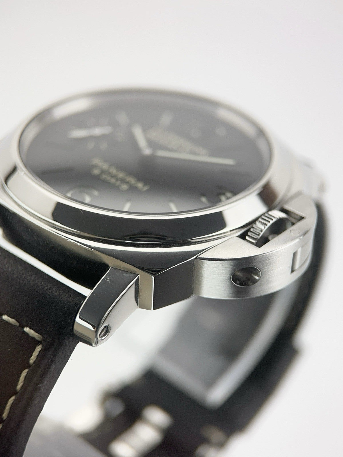 Panerai Luminor Marina Stainless Steel Black Dial 44mm Manual Wind Mens PAM00510