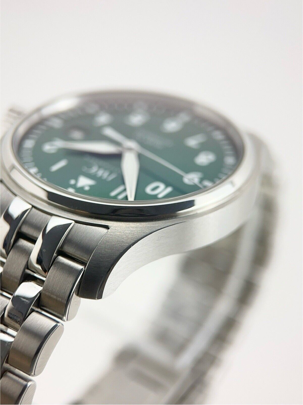 IWC Pilot Mark XX Stainless Steel Green Dial 40mm Automatic Men’s Watch IW328206