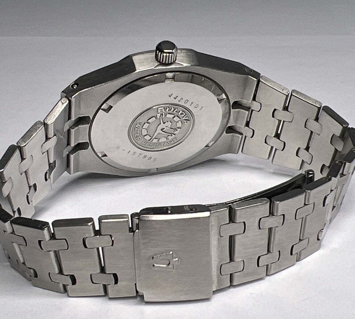 1970's Vintage Stainless Steel Bulova "Royal Oak" 4420101 Automatic Date Watch