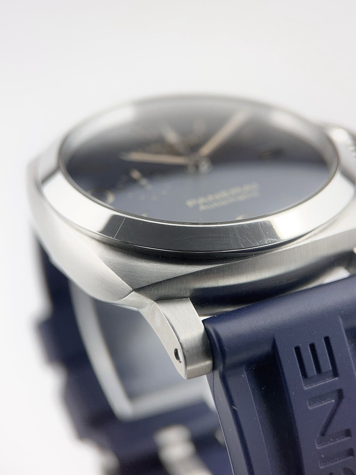 Panerai Luminor Stainless Steel Blue Dial 44mm Automatic Mens Watch PAM01033