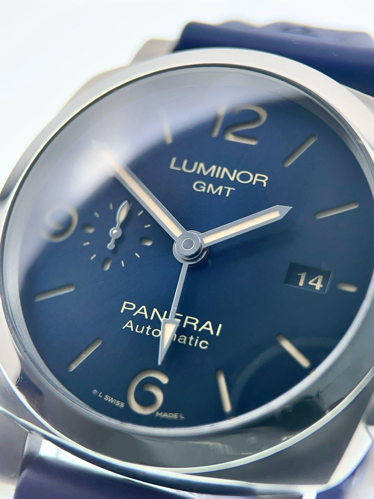 Panerai Luminor Stainless Steel PAM01033