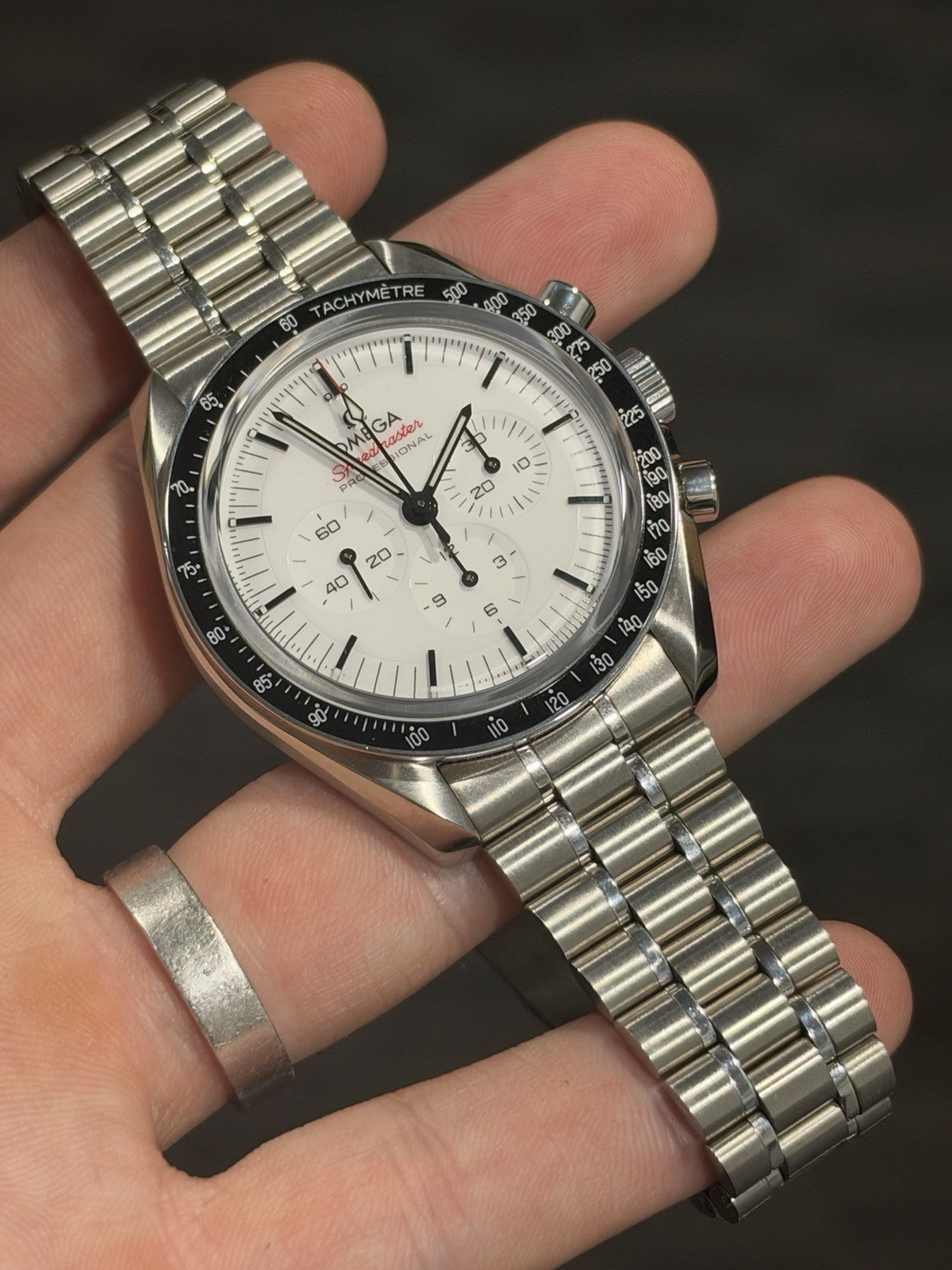 2025 Omega Speedmaster White Dial 42mm Manual Wind Watch 310.30.42.50.04.001
