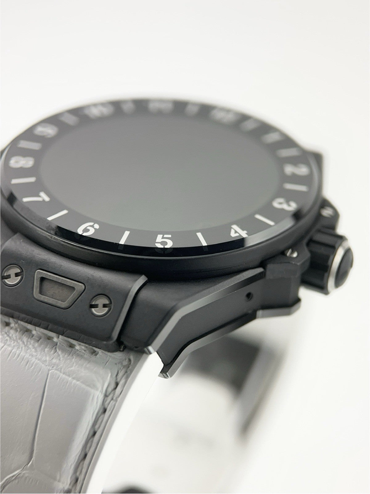 Hublot Big Bang Ceramic Black Dial 42mm Quartz Digita Men’s Watch 440.CI.1100.RX