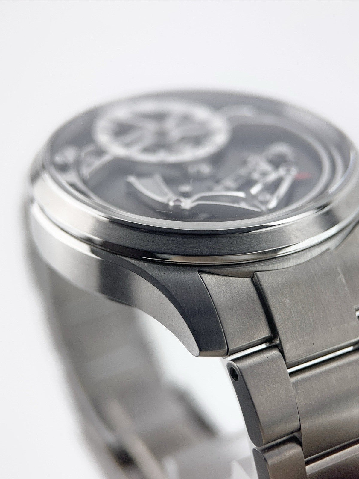 Christopher Ward Bel Canto Titanium