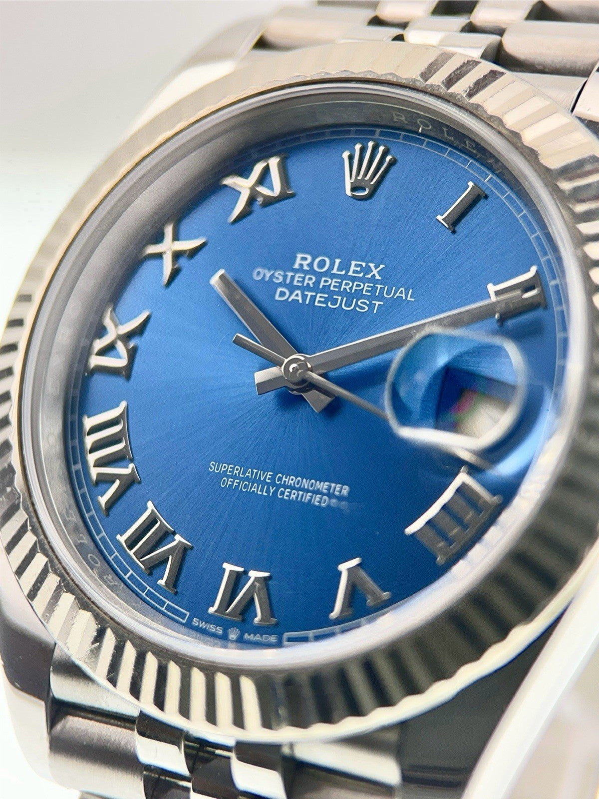 Rolex Datejust 41mm Stainless Steel Jubilee 18k Gold Fluted Blue Dial 126334