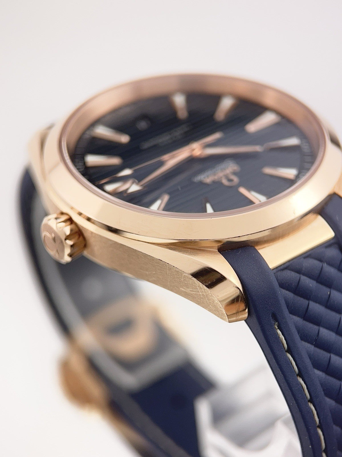 Omega Seamaster 18k Rose Gold Blue Dial 41mm Automatic Watch 220.52.41.21.001