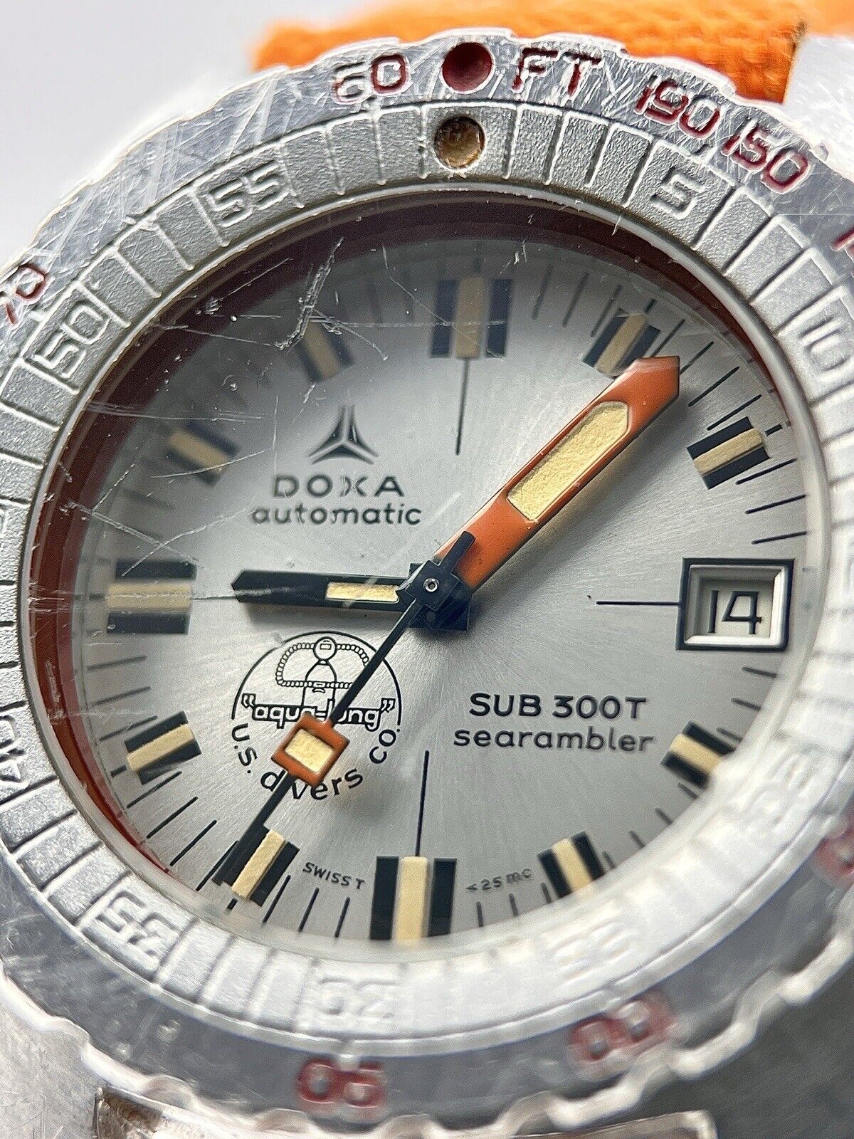 Doxa Aqualung Searambler Sub 300T 42mm Automatic Watch - 821.10.021.10